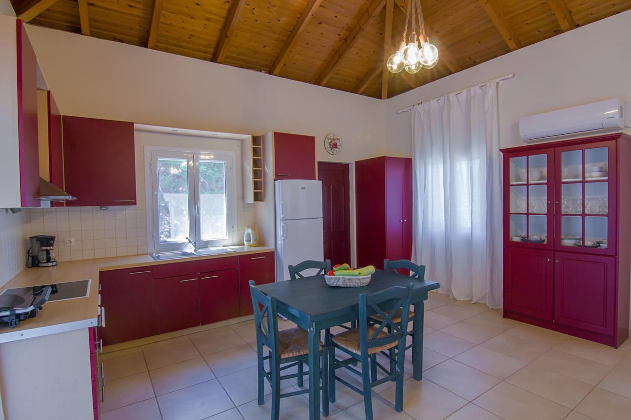 Kefalonia Private Paradise Lixouri Bagian luar foto